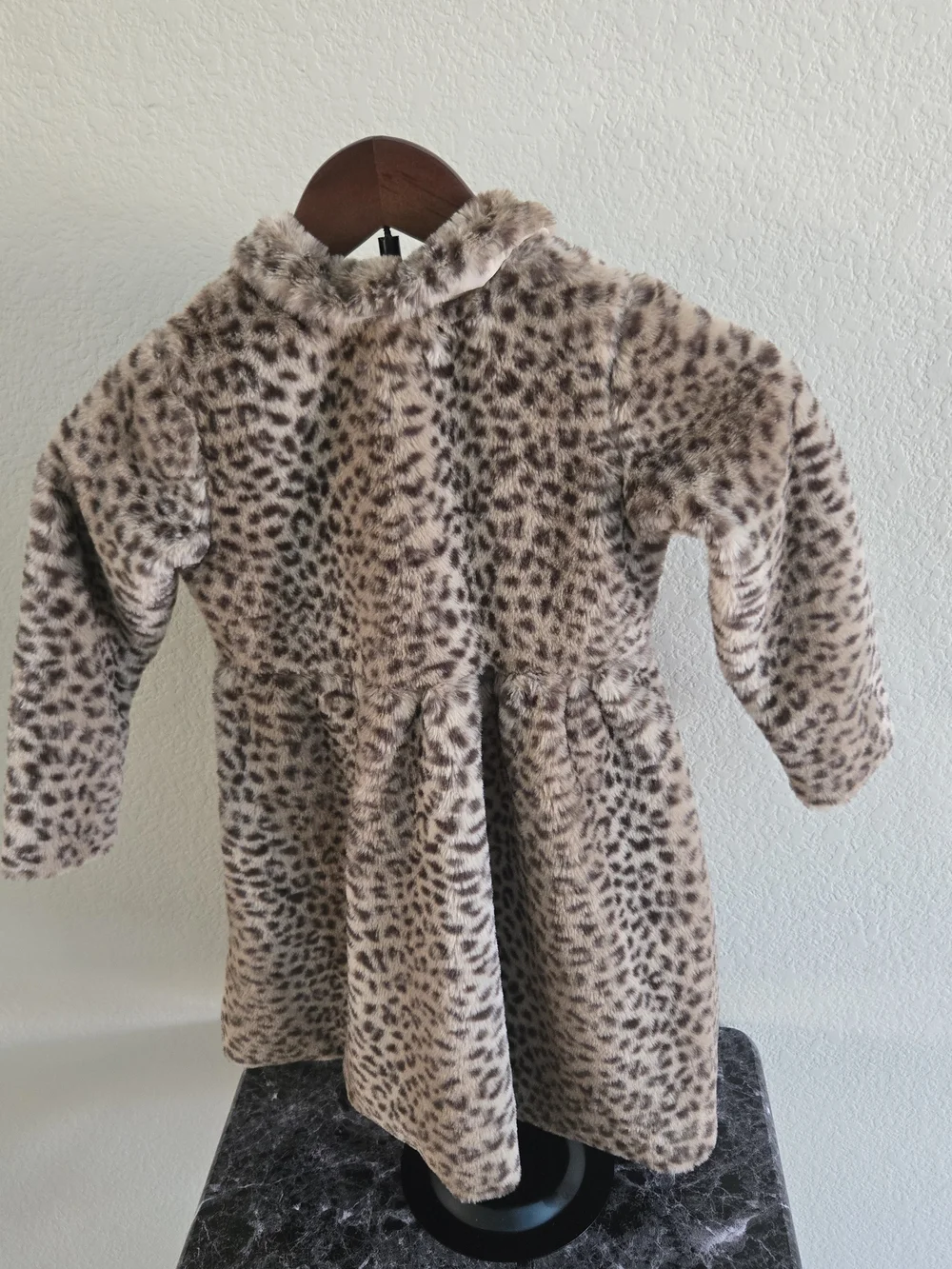 Girls Faux Fur Leopard Print Coat - Taupe/Brown. Biscotti Collection. Size 5